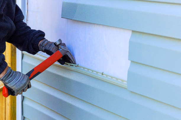 Reliable Siding Repair contractor in Bensenville, IL by Squared Siding